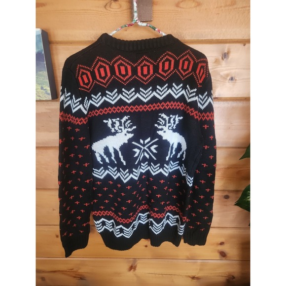 V28 Christmas Sweater Reindeer Knit CREW neck Black Red White XL - Picture 5 of 5